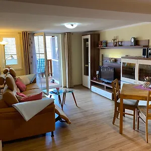 Apartment Roiser